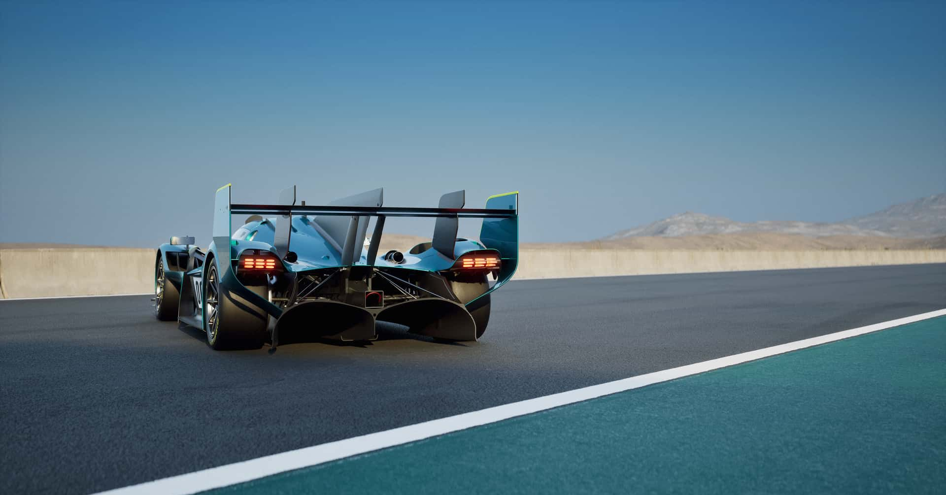 阿斯顿马丁碾压哈斯车队，拉塞尔高光表现的简单介绍