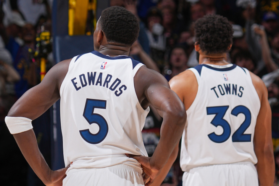 国王险胜公牛，西蒙斯统治全场