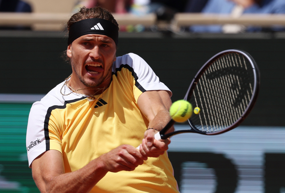 日本网球队横扫德国网球队,兹维列夫统治全场的简单介绍 日本网球队横扫德国网球队,兹维列夫统治全场的简单介绍