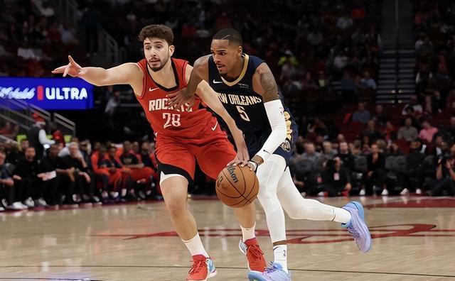 鹈鹕险胜公牛，周琦状态火热