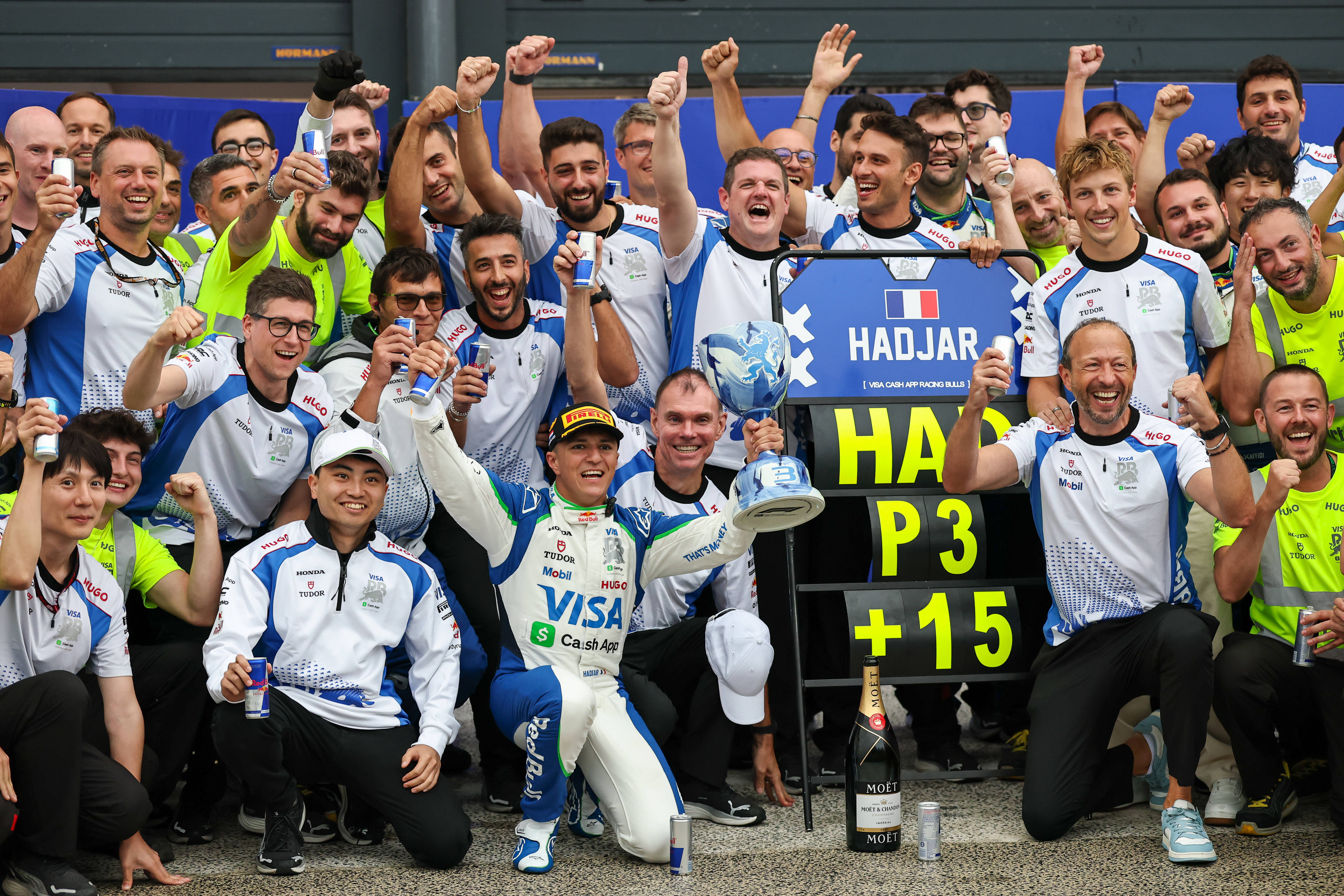 迈凯伦绝杀红牛二队,皮亚斯特里带队取胜的简单介绍 迈凯伦绝杀红牛二队,皮亚斯特里带队取胜的简单介绍