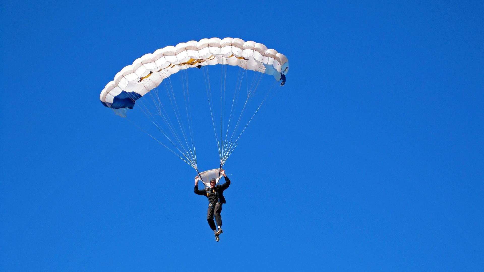 硬仗之王马丁内利，阿尔及利亚险胜牙买加的战术密码